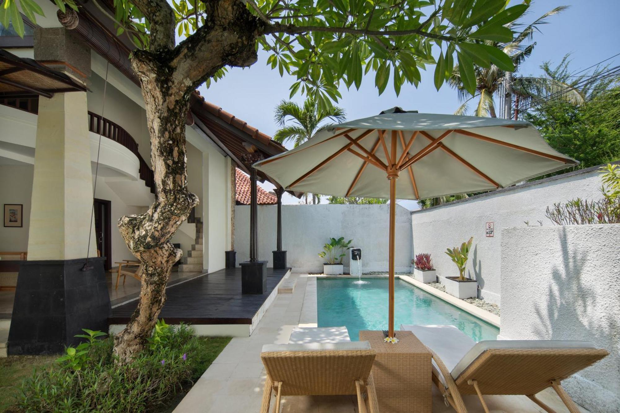 The Club Villas Seminyak Exteriör bild